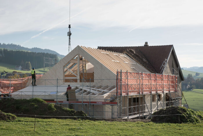 Architektur eines Stallteils zu Wohnraum in der Landwirtschaftszone, realisiert durch die BLUMER AG.