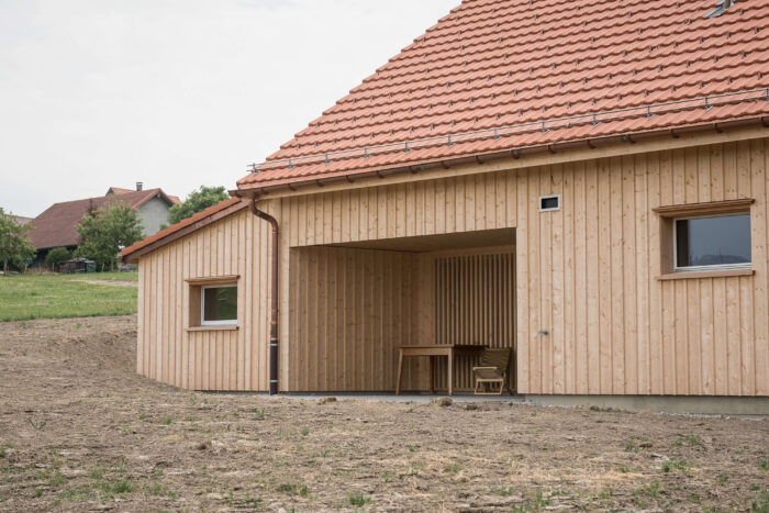 Architektur eines Stallteils zu Wohnraum in der Landwirtschaftszone, realisiert durch die BLUMER AG.
